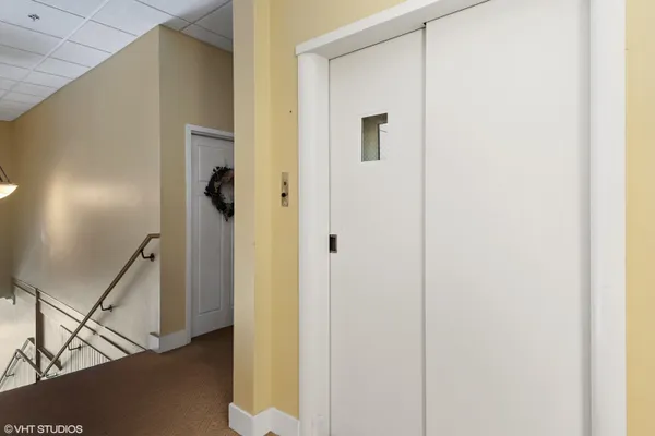 $485,000 | 403 State Street, Unit 3, St. Joseph, MI 49085