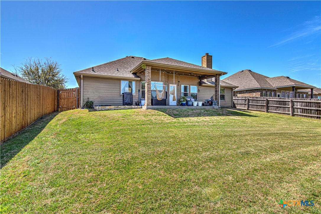 412 Dandridge Drive Temple, TX 76502 - Photo 35 of 44 a front view of a house with a yard