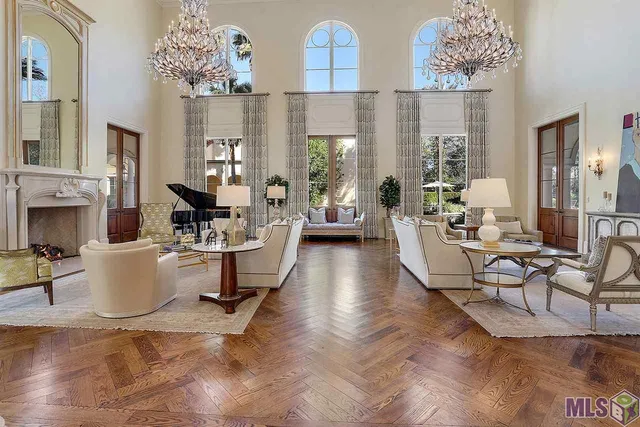 $14,000,000 | 11001 Highland Road, Baton Rouge, LA 70810