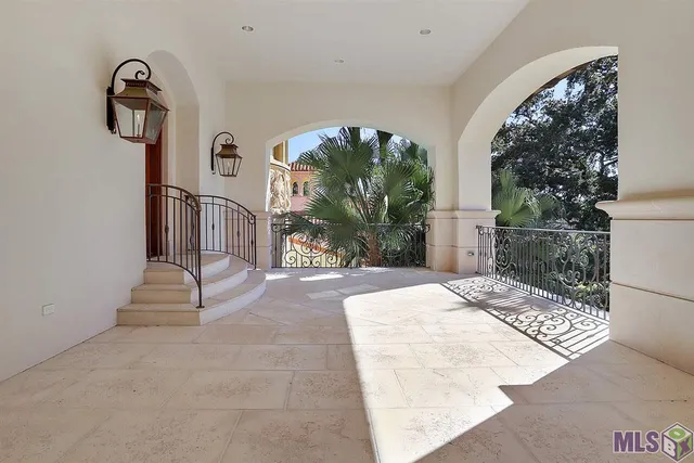 $14,000,000 | 11001 Highland Road, Baton Rouge, LA 70810