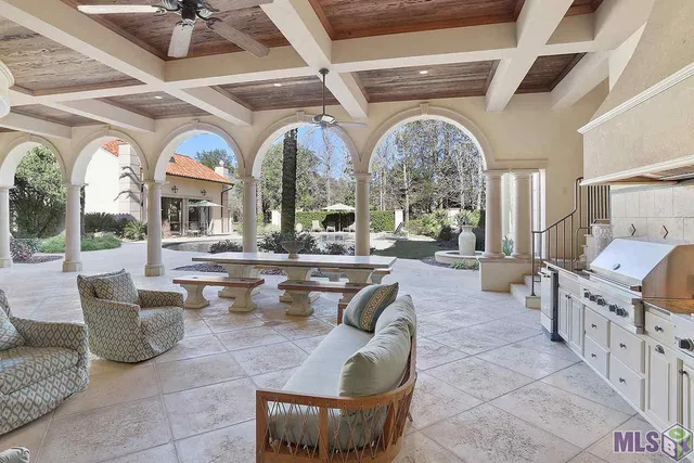 $14,000,000 | 11001 Highland Road, Baton Rouge, LA 70810