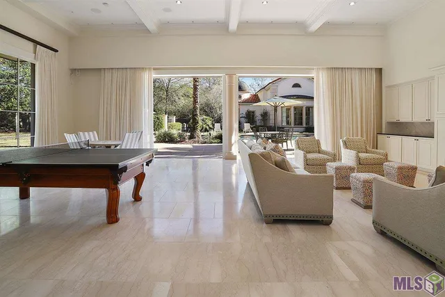 $14,000,000 | 11001 Highland Road, Baton Rouge, LA 70810