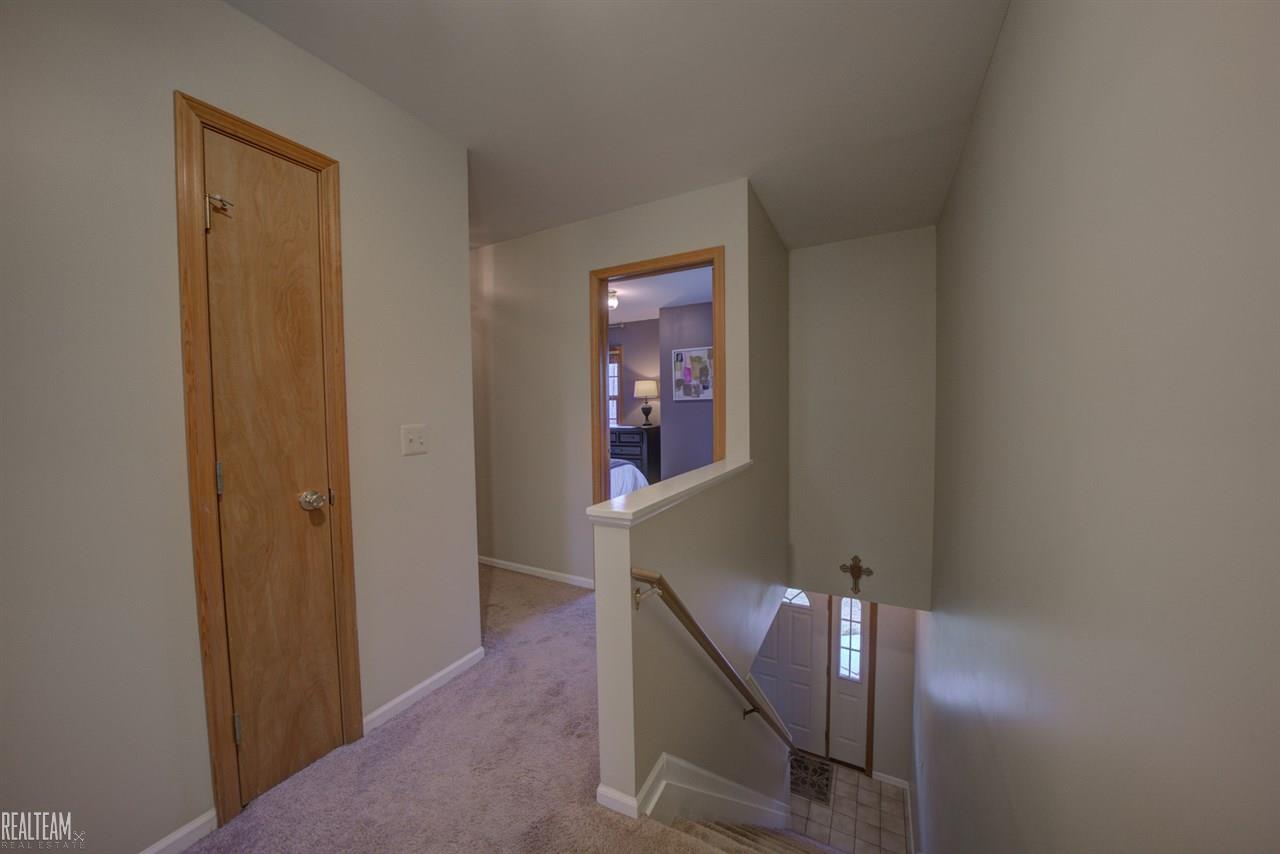 1753 Ruby Avenue Rochester, MI 48309 - Photo 18 of 33 31340721-17.JPG