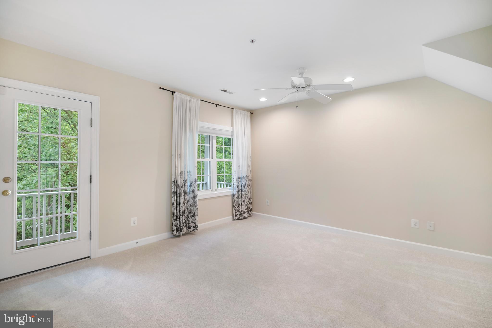 508 South Fayette Street Alexandria, VA 22314 - Photo 17 of 46 Primary Bedroom Suite