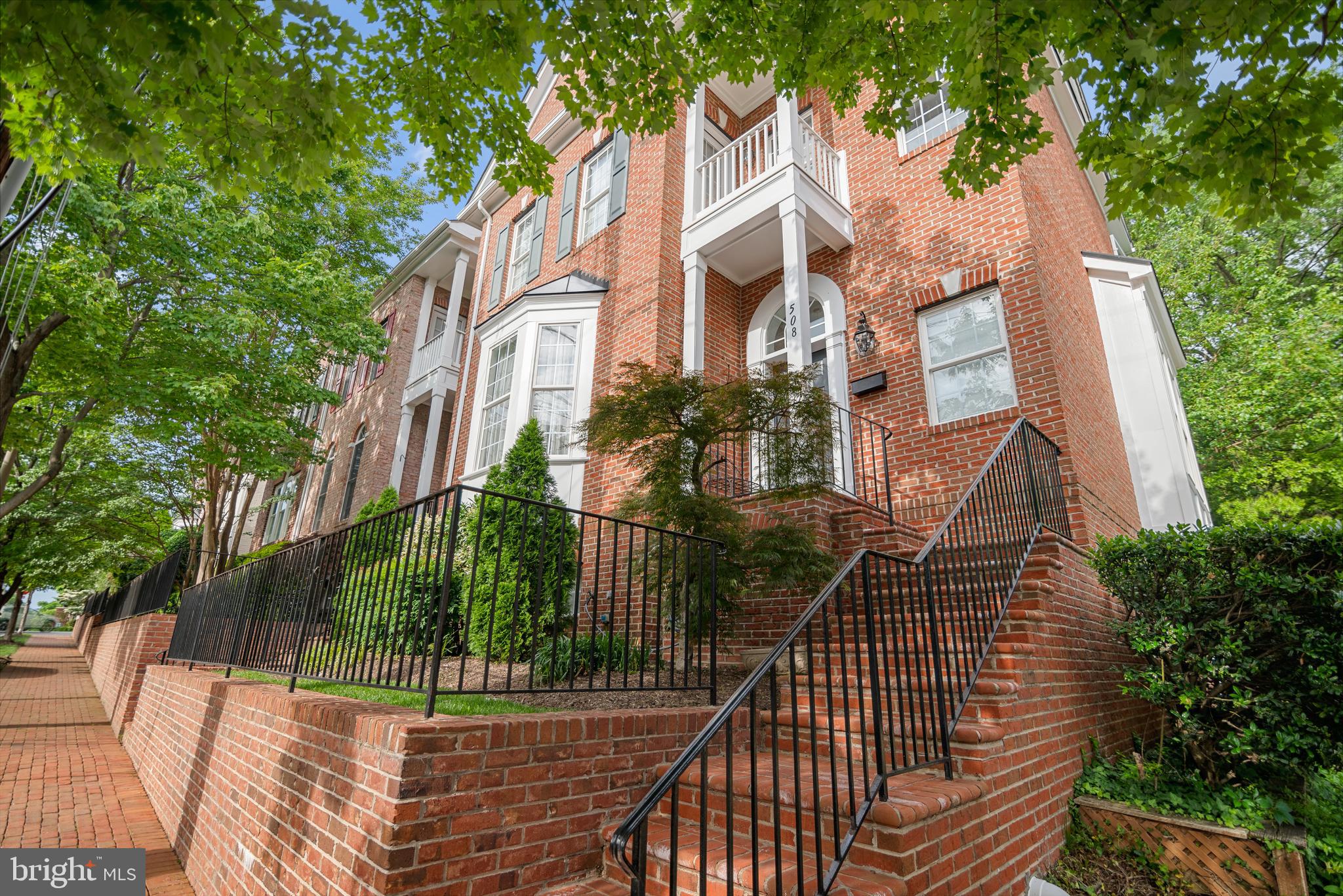 508 South Fayette Street Alexandria, VA 22314 - Photo 2 of 46 Welcome Home!