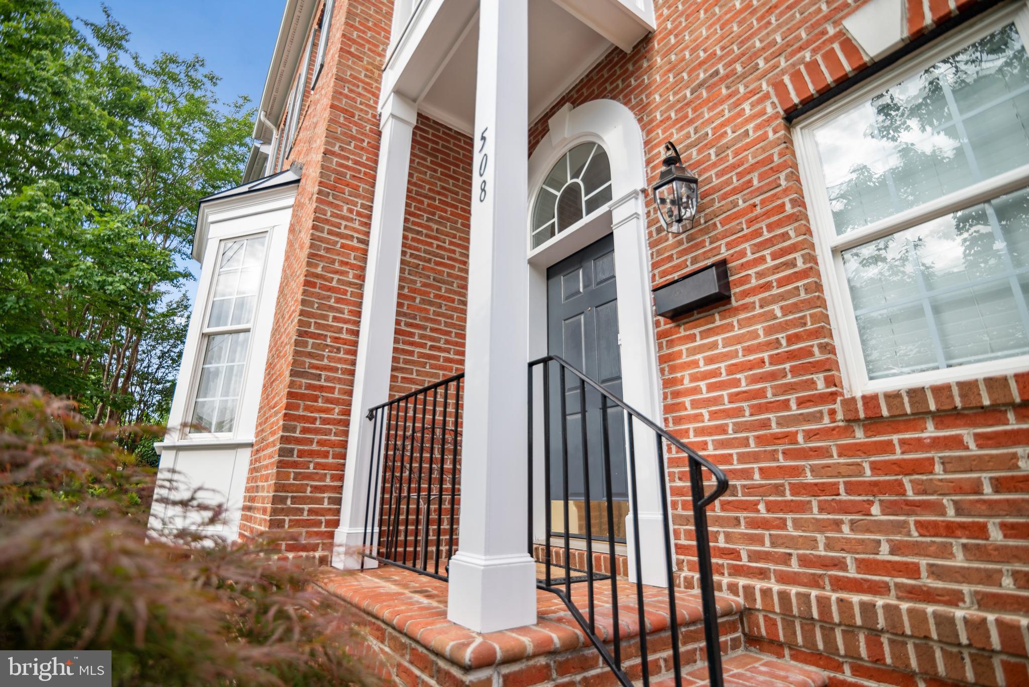 508 South Fayette Street Alexandria, VA 22314 - Photo 42 of 46 Front Entrance