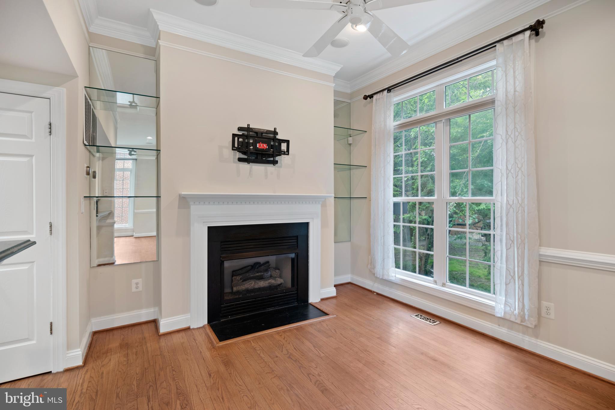 508 South Fayette Street Alexandria, VA 22314 - Photo 7 of 46 Family Room