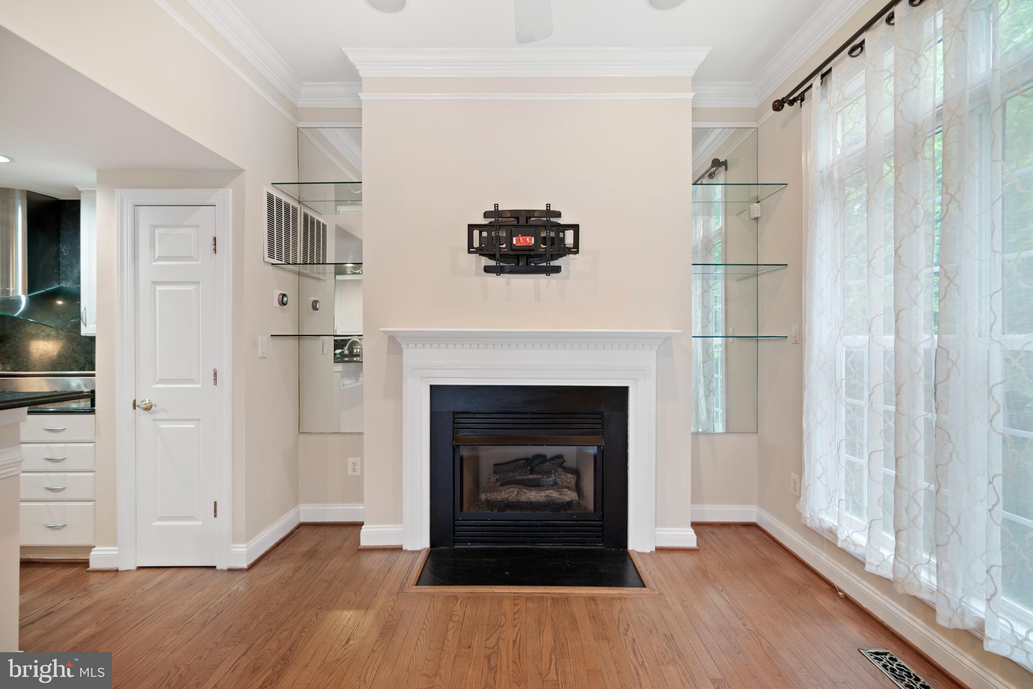 508 South Fayette Street Alexandria, VA 22314 - Photo 8 of 46 Family Room