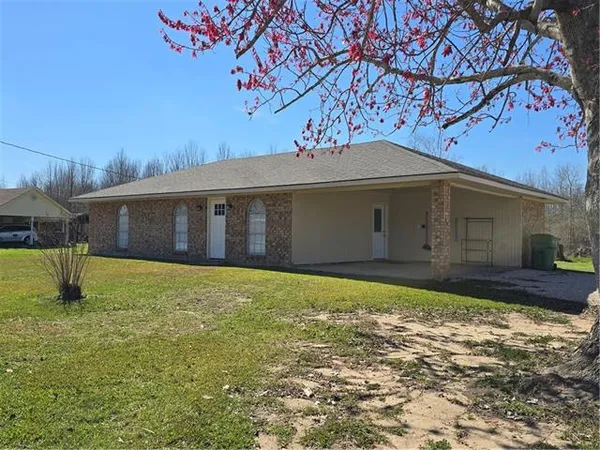 $1,700 | 121 Sunshine Drive, Des Allemands, LA 70030