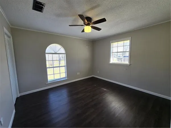 $1,700 | 121 Sunshine Drive, Des Allemands, LA 70030