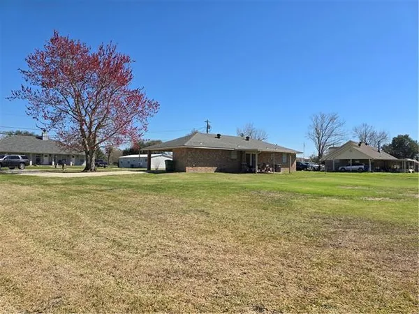 $1,700 | 121 Sunshine Drive, Des Allemands, LA 70030