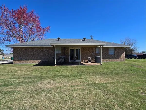 $1,700 | 121 Sunshine Drive, Des Allemands, LA 70030