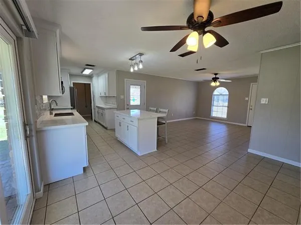 $1,700 | 121 Sunshine Drive, Des Allemands, LA 70030