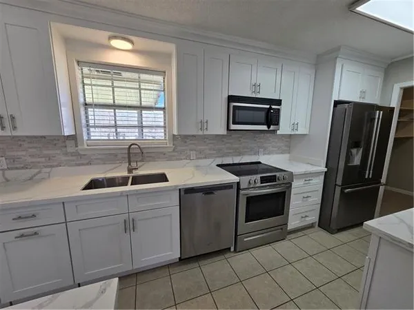 $1,700 | 121 Sunshine Drive, Des Allemands, LA 70030