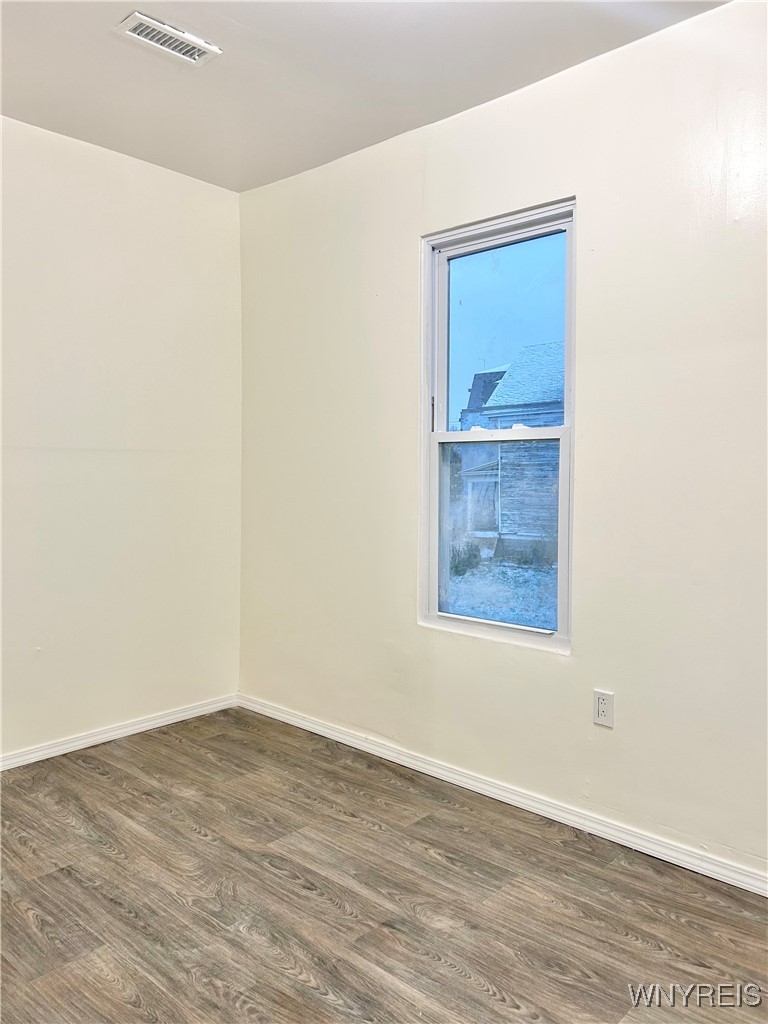 970 Sycamore Street Buffalo, NY 14211 - Photo 10 of 15