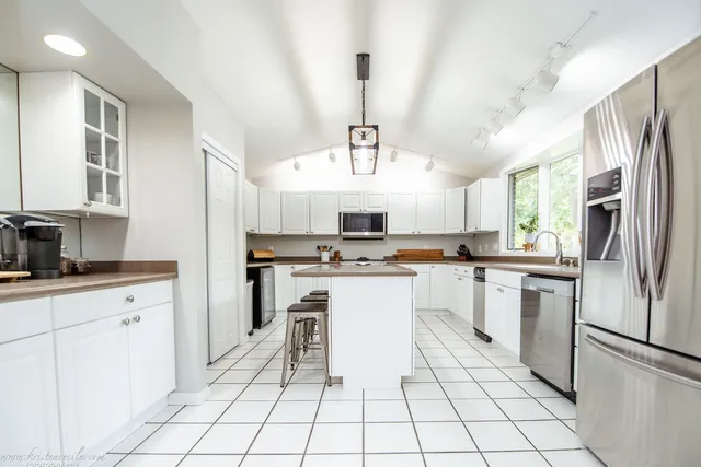 $425,000 | 5 Inverness Drive, Bourbonnais, IL 60914