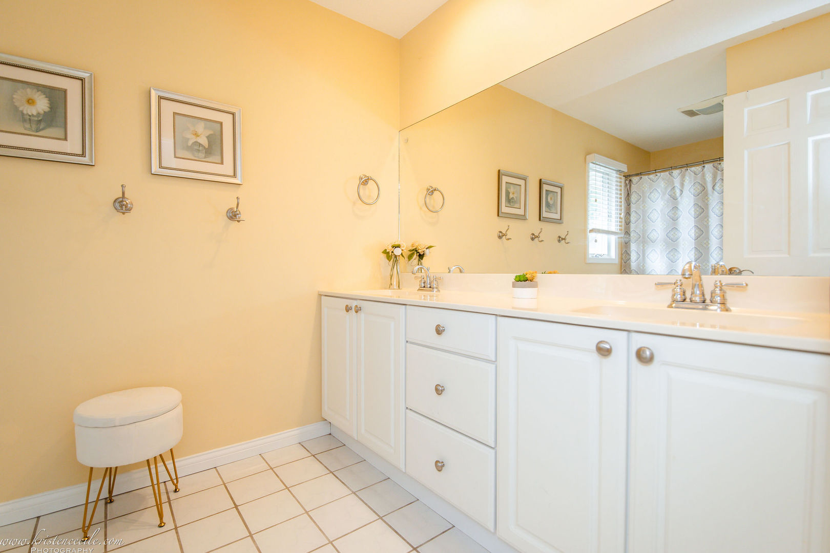 5 Inverness Drive Bourbonnais, IL 60914 - Photo 42 of 90 a spacious bathroom with a sink a toilet and a mirror