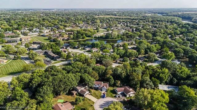 $425,000 | 5 Inverness Drive, Bourbonnais, IL 60914