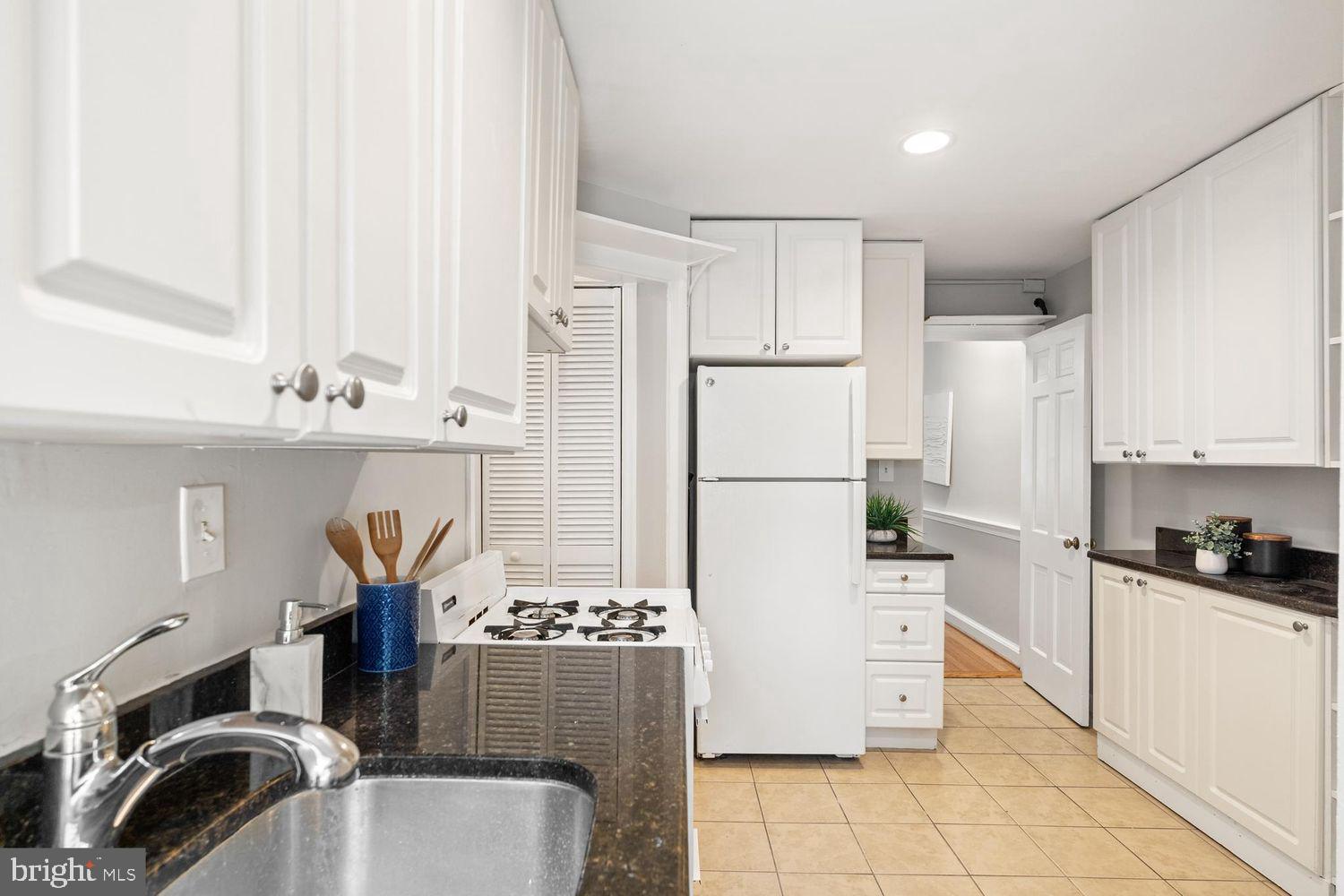 2702 Dumbarton Street Northwest Washington, DC 20007 - Photo 7 of 11