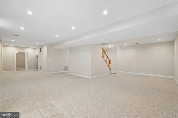 $1,150,000 | 43220 Edgartown Street, Chantilly, VA 20152