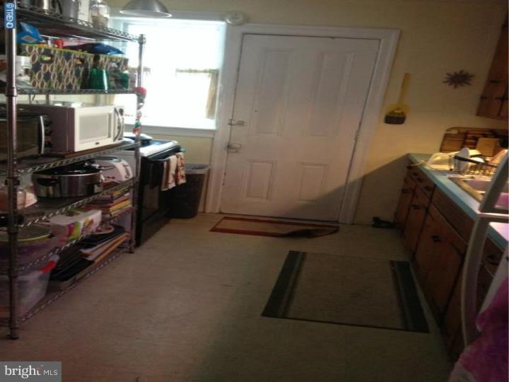 76 South Clinton Street Doylestown, PA 18901 - Photo 5 of 12