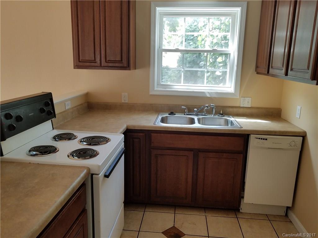 67 Pinewood Road Asheville, NC 28805 - Photo 15 of 17 Gallery Image 15