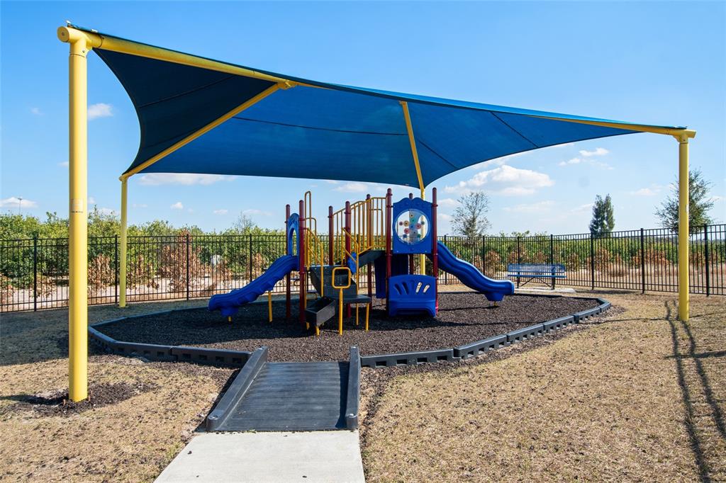 1172 Tyler Loop Lake Wales, FL 33859 - Photo 54 of 56 a view of a park with slide