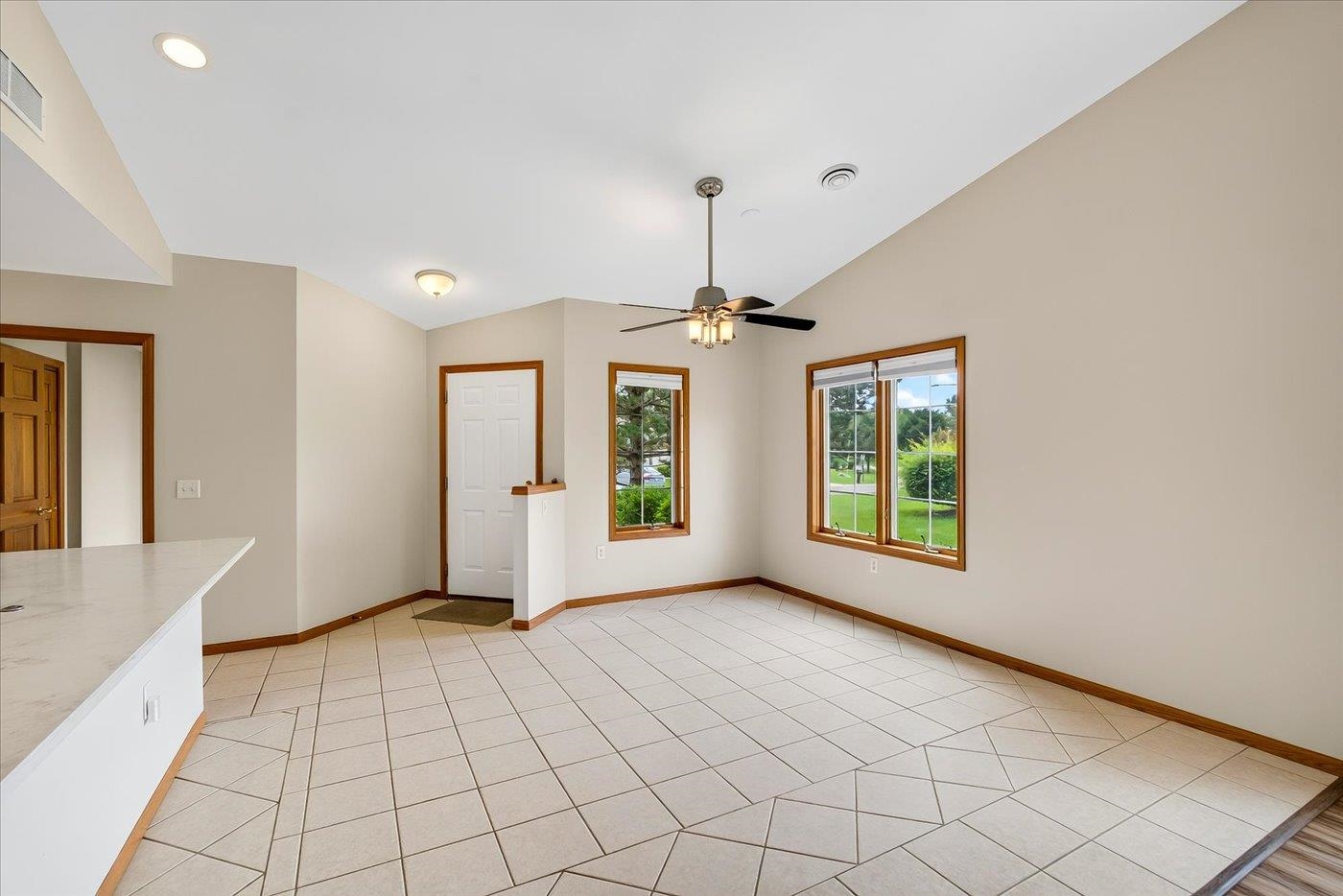 604 Springbrook Circle DeForest, WI 53532 - Photo 16 of 45 Gallery Image 16