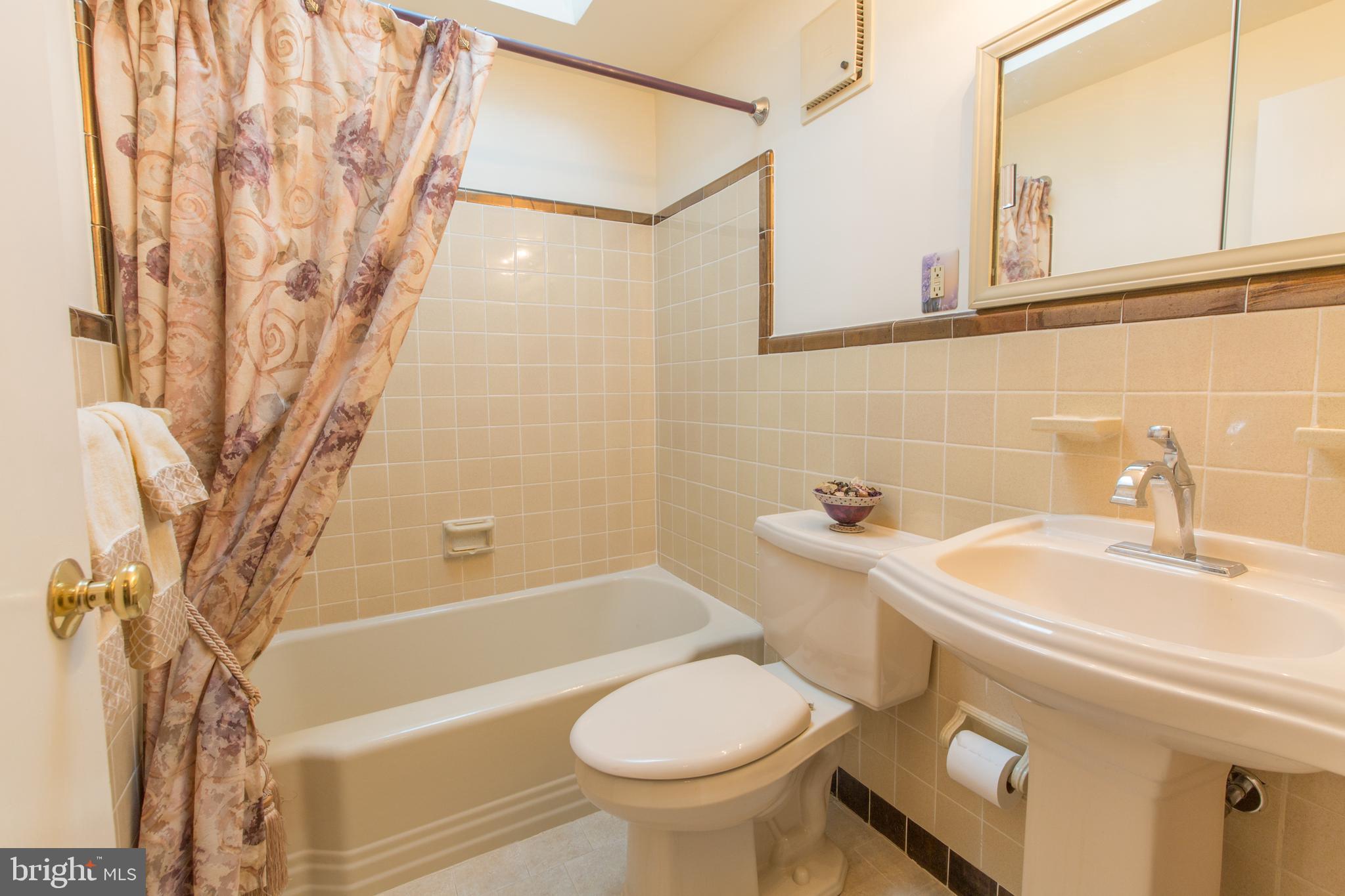 647 Baeder Road Jenkintown, PA 19046 - Photo 21 of 38 Gallery Image 21