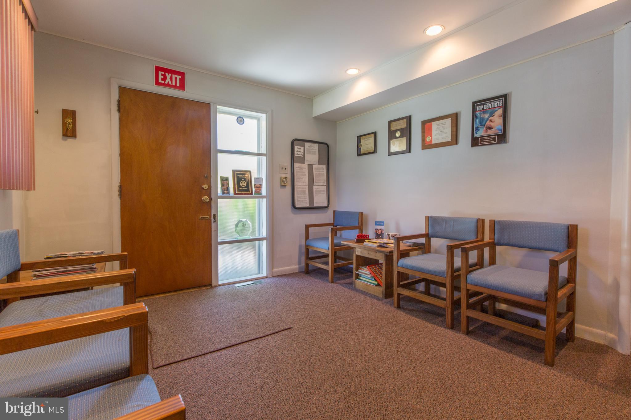 647 Baeder Road Jenkintown, PA 19046 - Photo 26 of 38 Gallery Image 26