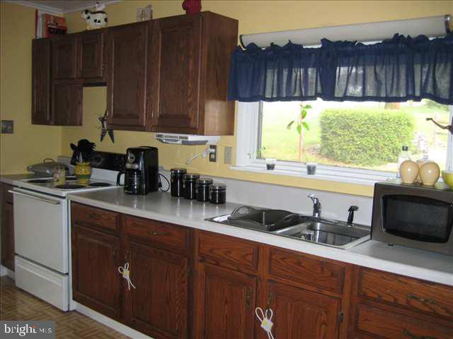 855 Longs Gap Road Carlisle, PA 17013 - Photo 9 of 12 Gallery Image 9