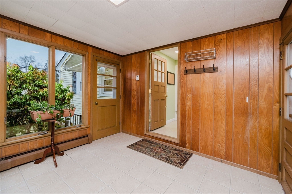 15 Ralsie Road Rehoboth, MA 02769 - Photo 9 of 32 a living room with furniture and a window