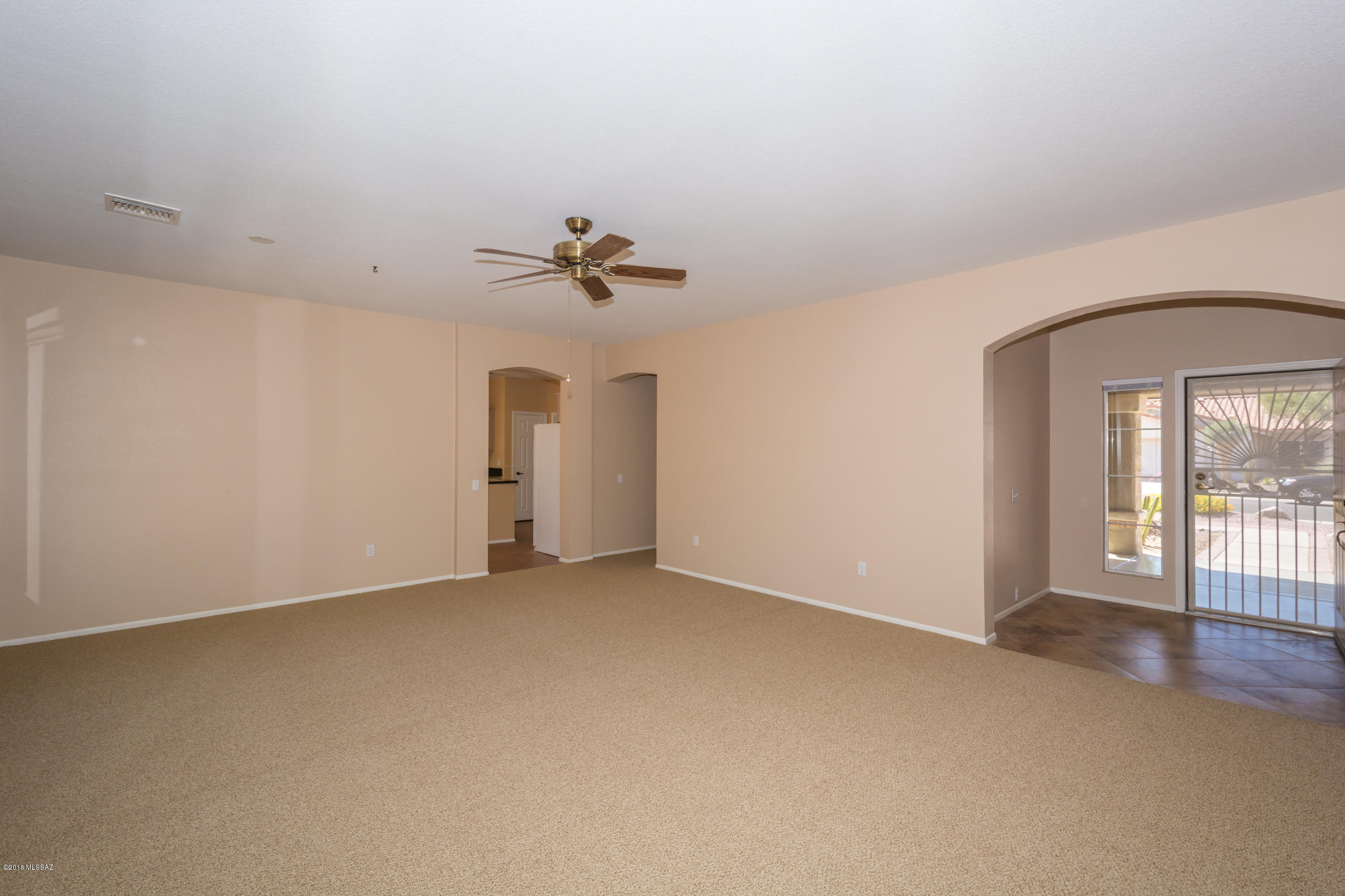 2325 East Coreopsis Way Tucson, AZ 85755 - Photo 8 of 34