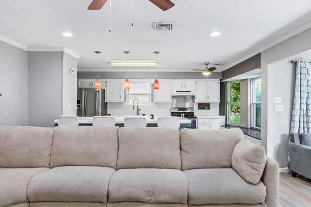 $399,900 | 5227 Lawana Lane, Hixson, TN 37343