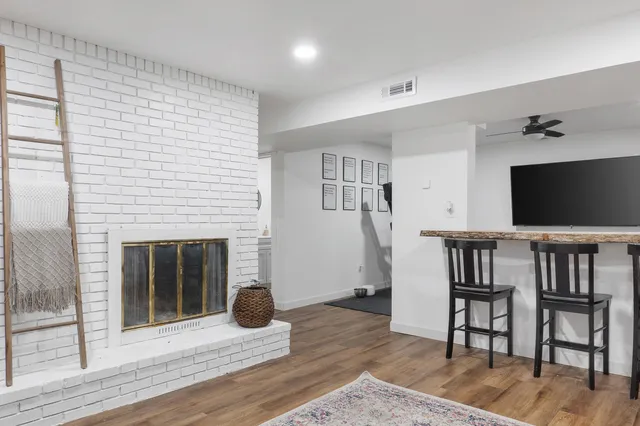 $399,900 | 5227 Lawana Lane, Hixson, TN 37343