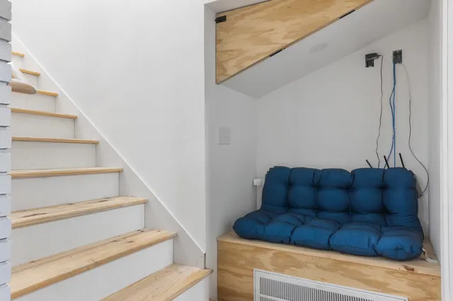 $399,900 | 5227 Lawana Lane, Hixson, TN 37343