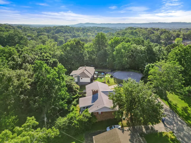 $399,900 | 5227 Lawana Lane, Hixson, TN 37343