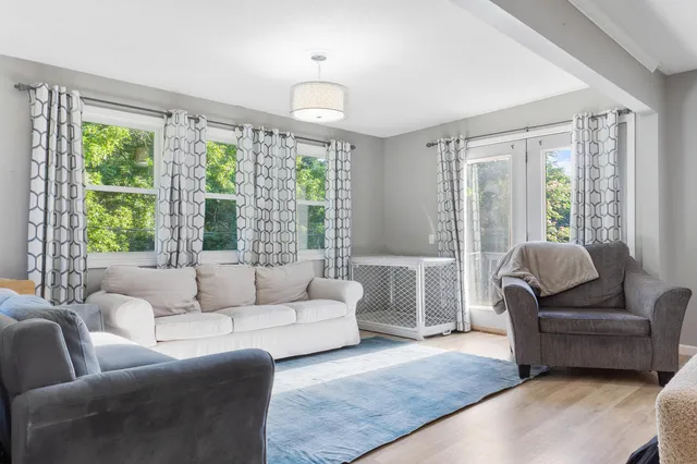 $399,900 | 5227 Lawana Lane, Hixson, TN 37343