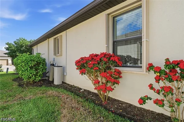 $2,350 | 14228 Vindel Circle, Fort Myers, FL 33905