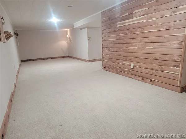 $285,000 | 410 Gregory Boulevard, Tipton, MO 65081