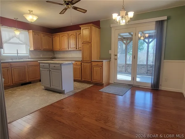 $285,000 | 410 Gregory Boulevard, Tipton, MO 65081