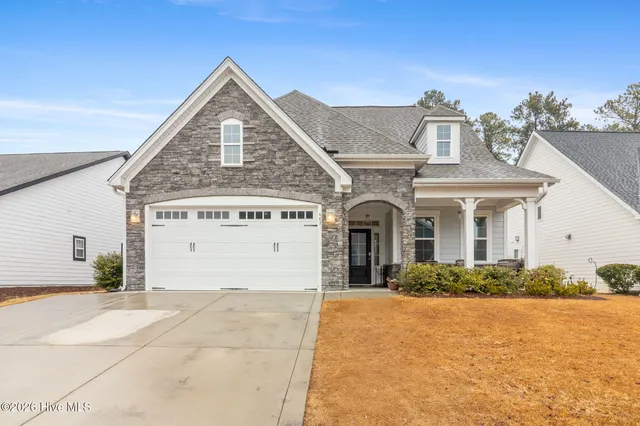 $437,900 | 487 Kerr Lake Road, Aberdeen, NC 28315