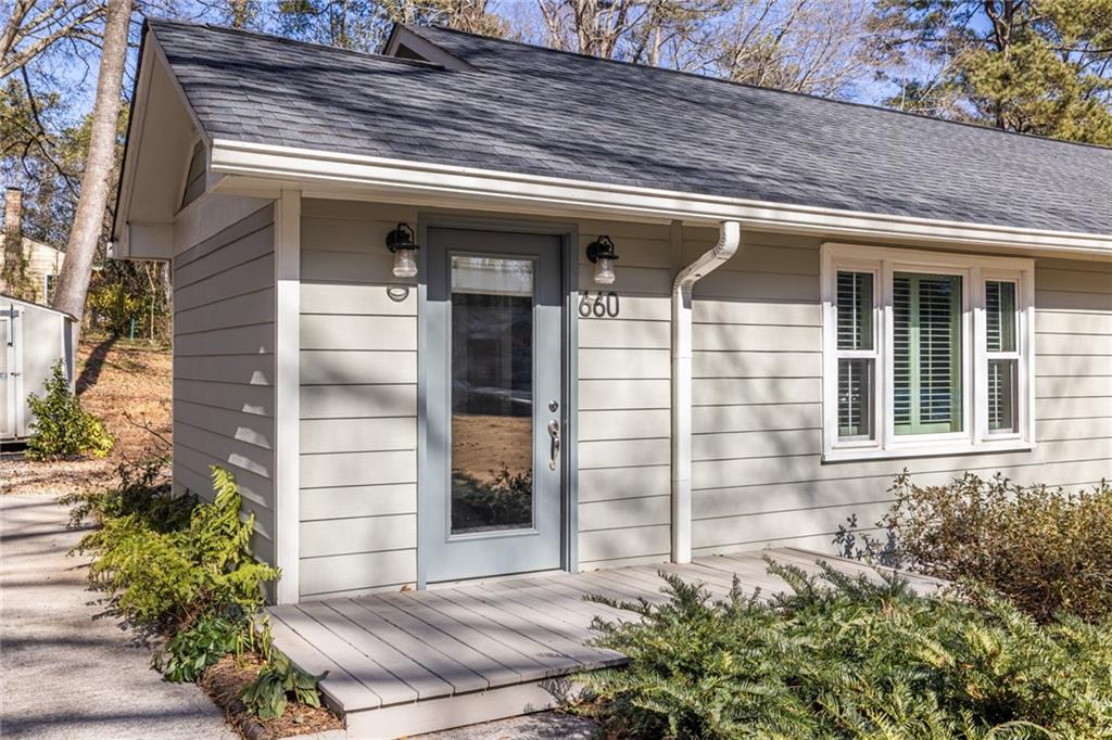 660 Scott Circle Decatur, GA 30033 - Photo 2 of 40