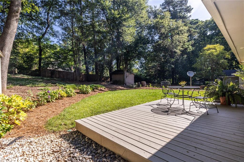 660 Scott Circle Decatur, GA 30033 - Photo 27 of 40