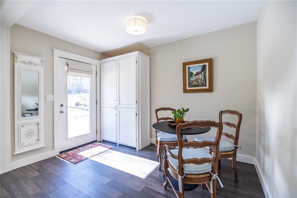 660 Scott Circle Decatur, GA 30033 - Photo 4 of 40