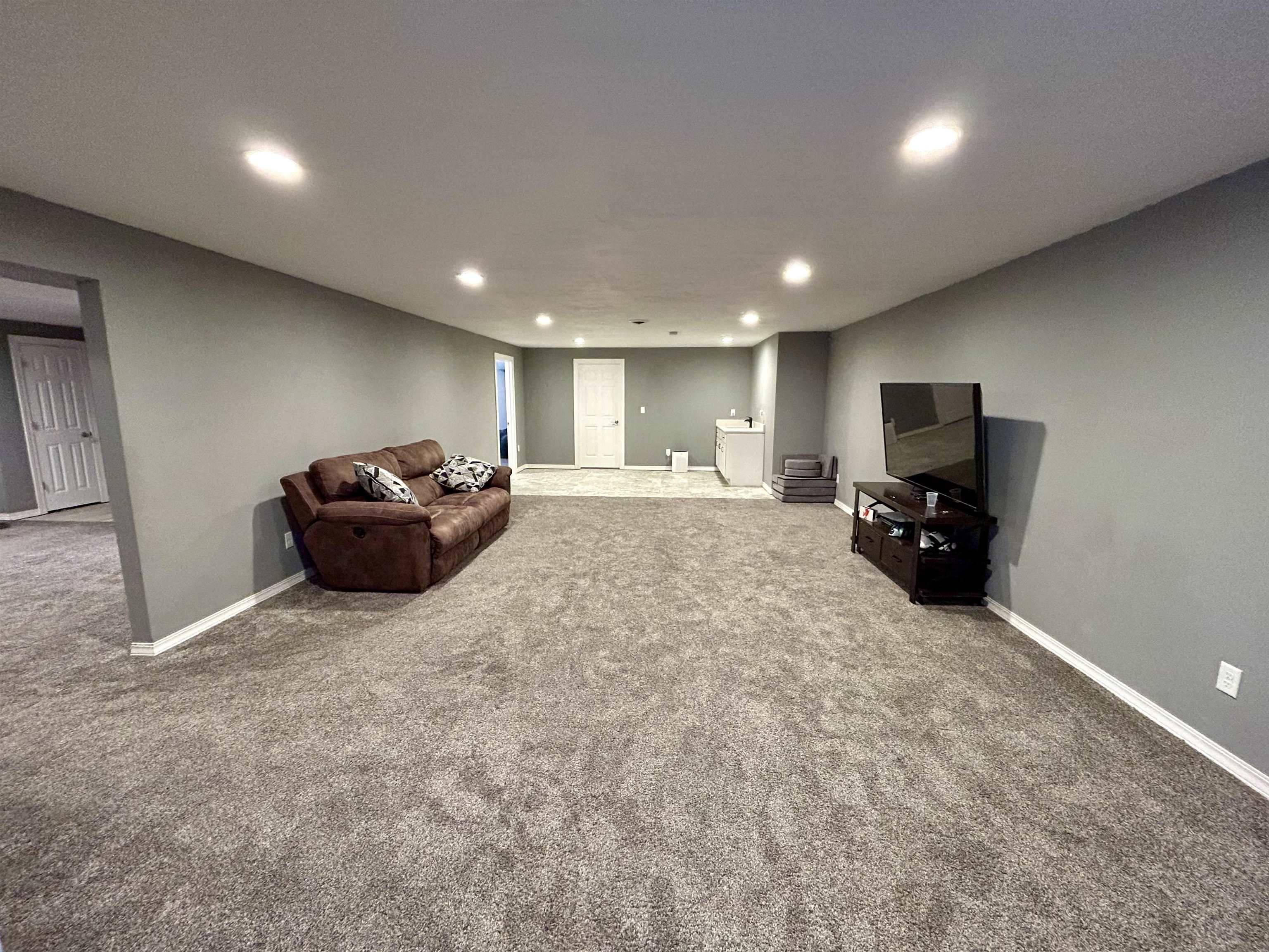 2680 Sussex Road Green Bay, WI 54311 - Photo 23 of 40