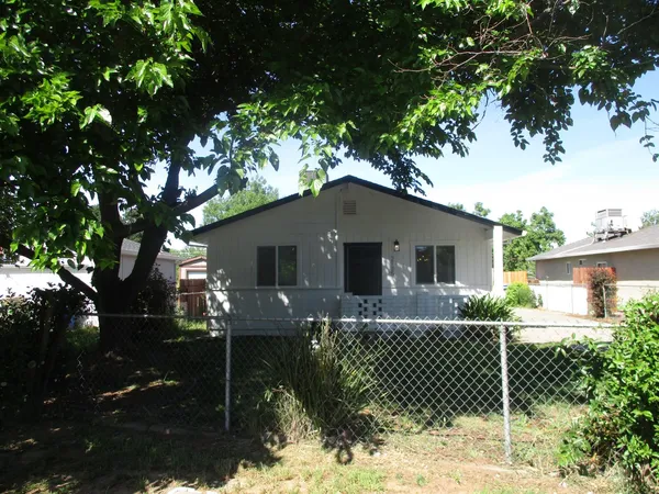 $379,900 | 2125 Harris Avenue, Sacramento, CA 95838