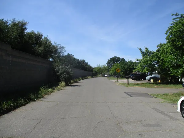 $379,900 | 2125 Harris Avenue, Sacramento, CA 95838