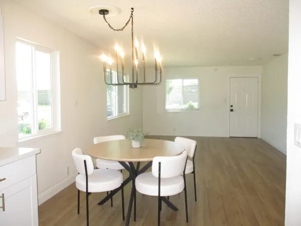 $379,900 | 2125 Harris Avenue, Sacramento, CA 95838