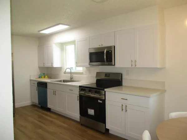 $379,900 | 2125 Harris Avenue, Sacramento, CA 95838